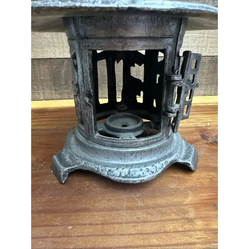 Vintage Japanese Lantern Garden Lamp Birds Bamboo Motif Candle Pagoda Metal